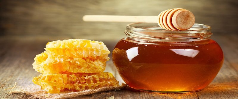 quel miel choisir pour bien etre miel crue avec pot de miel