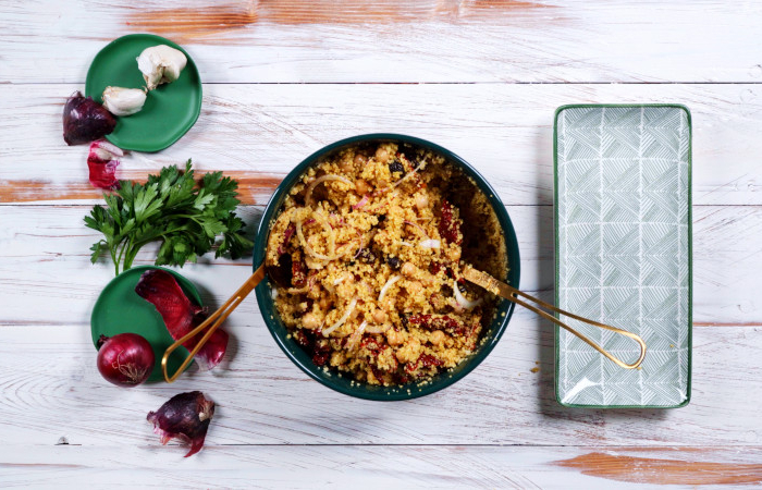 recette salade de couscous verser le dans un bol