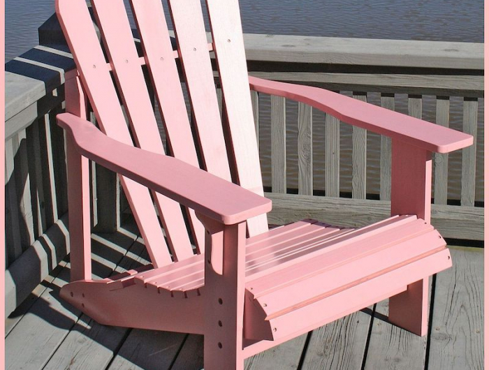 astuce pour faire un salon de jardin en palette chaise rose