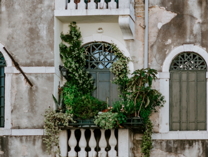 brise vue balcon vegetal plantes en gros pots terrasse