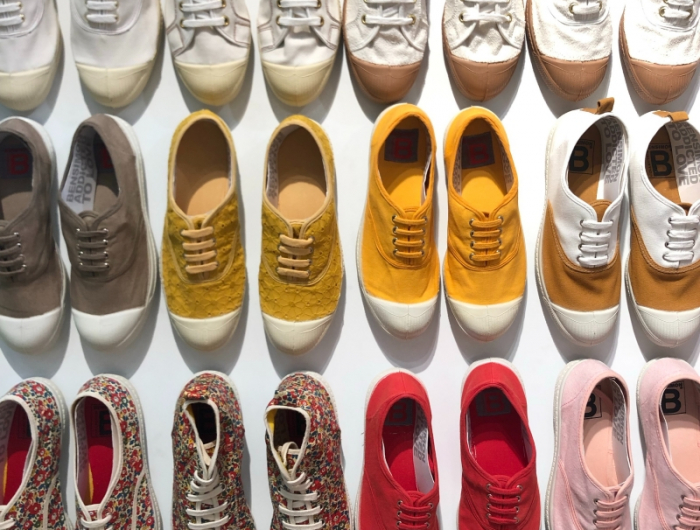 collection chaussures sport couleurs tendance placard rangement