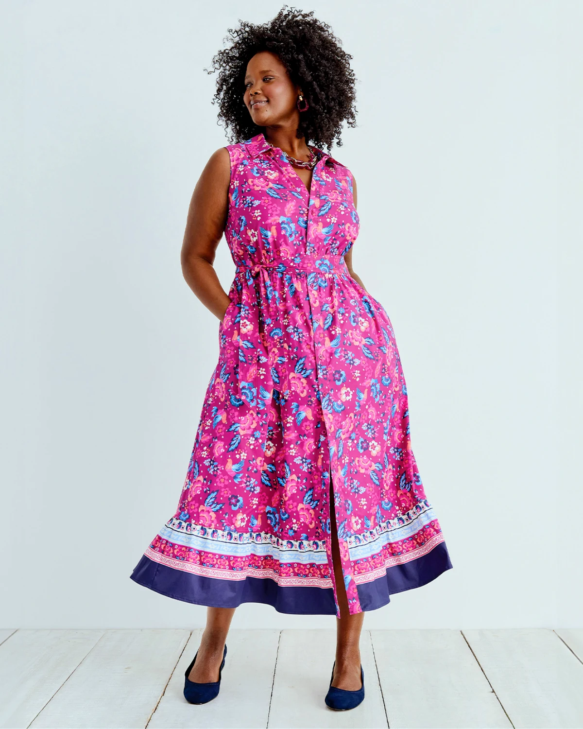 comment choisir une robe amincissante robe longue fleurie sur femme afro