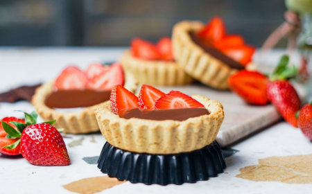 comment faire des mini tartelettes aux fraises pate vegan creme chocolat