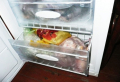 Avec quoi nettoyer le frigo ? Astuces de grand-mère