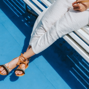 Comment porter la sandale lors de vos évènements estivaux ?