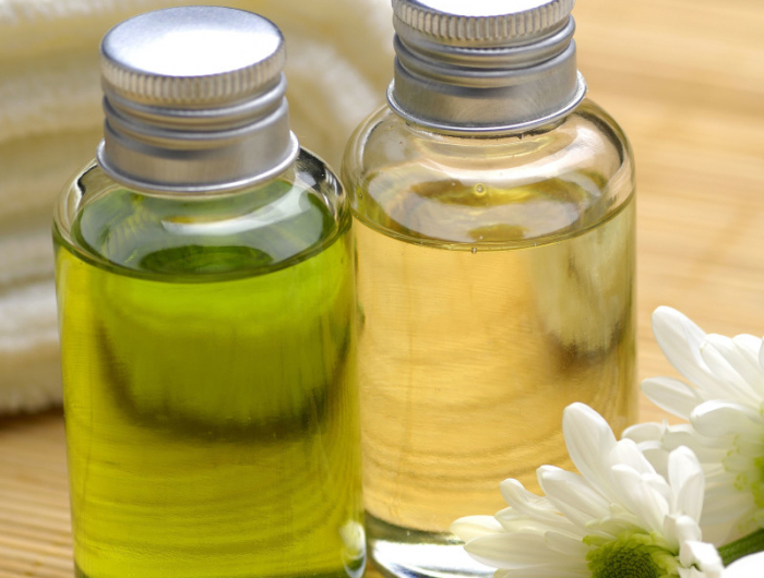 huile essentielle pour hydrater la peau du visage