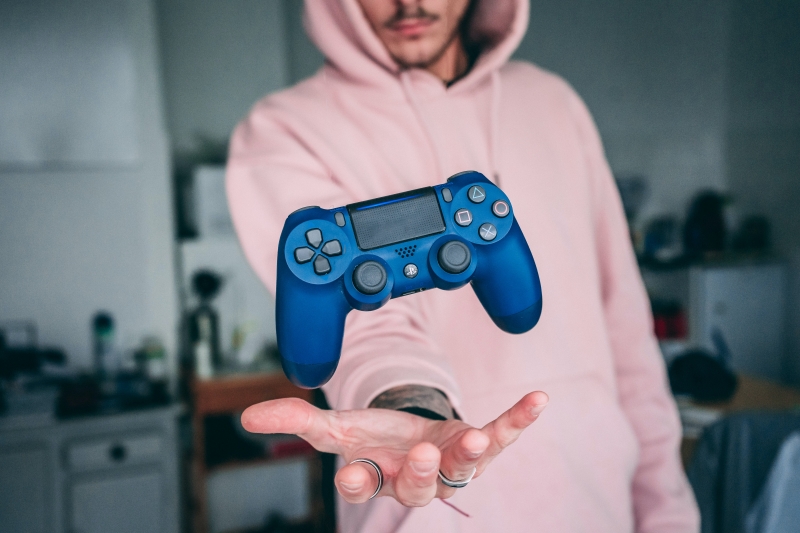 jeux manette bleue accessoire gaming ps plus conditions