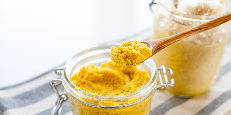 Par quoi peut-on remplacer la moutarde suite à la pénurie dans le pays ? Top recettes et alternatives