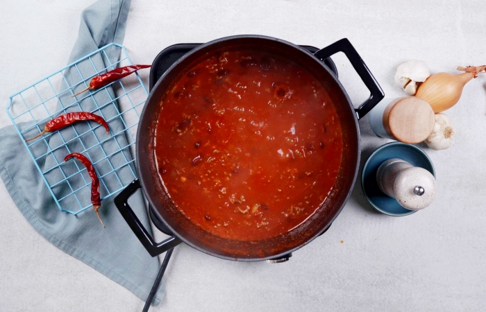 poele repas facile et rapide sauce tomate en des epices