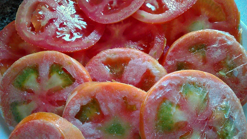 comment congeler les tomates fraîches tomates rouges en rondelle congelees