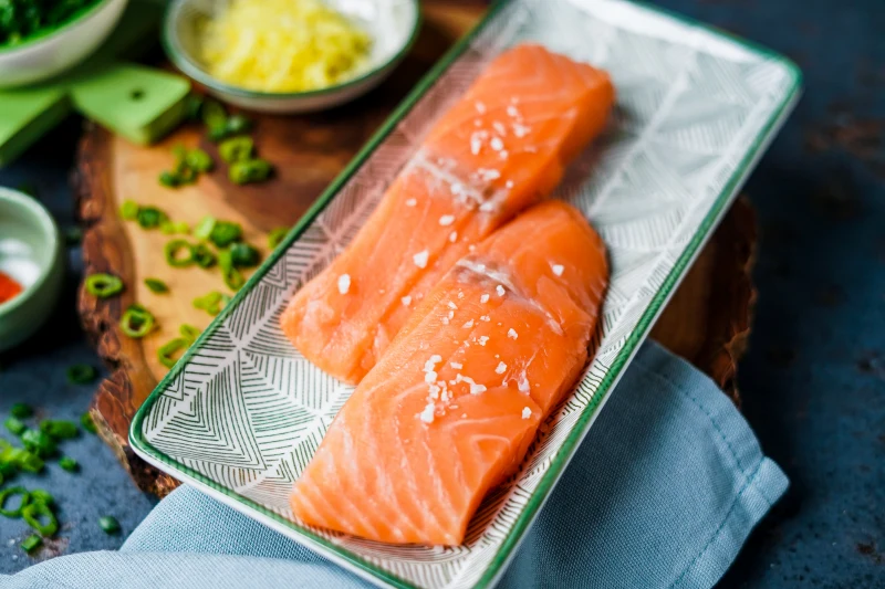 plateau filet saumon recette papillote facile oignons verts