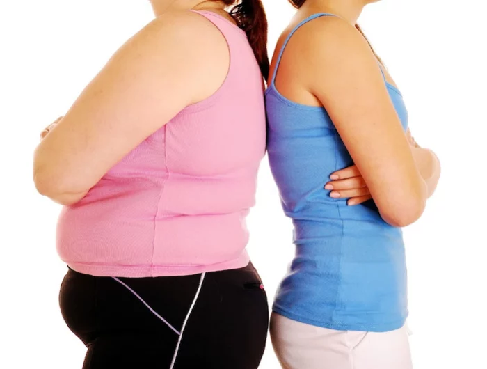 comment perdre la graisse du ventre sans faire de sport résultat visible en moins de 24 heures femme en rose en bleu maigrir