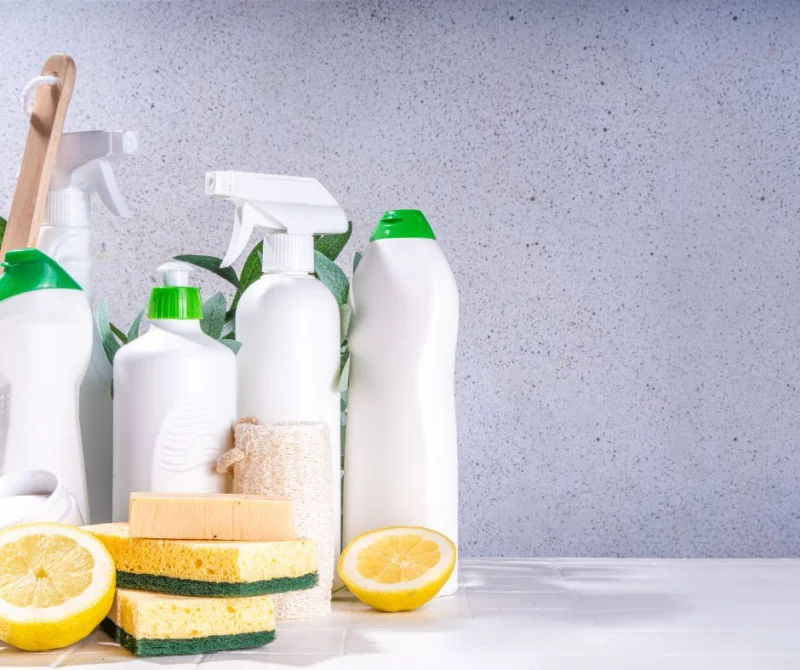citron et liquide vaisselle produit nettoyan plaque induction maison
