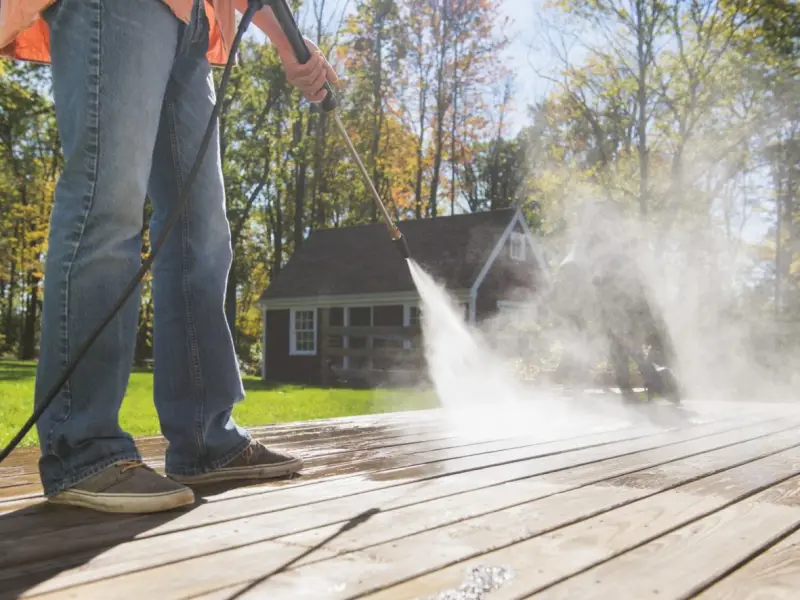 11 astuces pour nettoyer une terrasse en carrelage - Maniaques