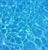 eau piscine propre entretien reflets lumiere soleil