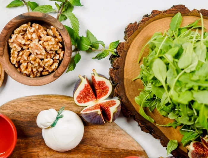 la figue fait elle grossir ou maigrir noix burratta planche salade