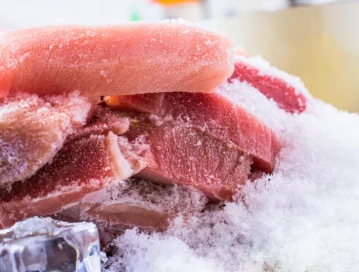 de la viande rouge congele glace