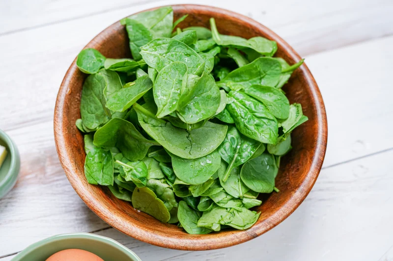 Is it good to eat spinach every day?