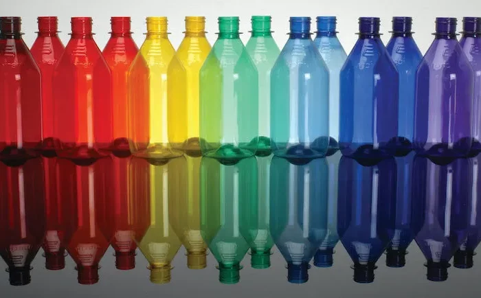 quels sont les dangers des plastiques differentes bouteilles
