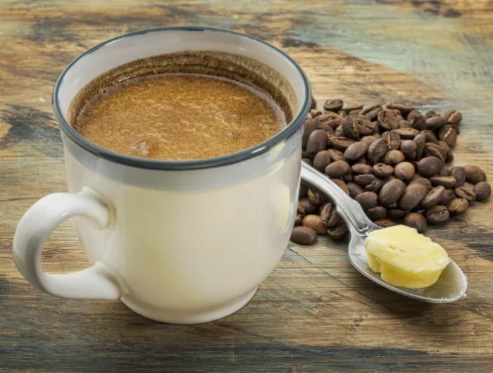 quels sont les effets positifs du café une tasse de café beurre