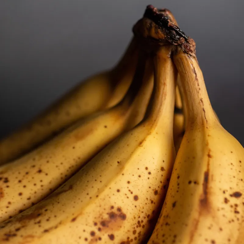 ¿Puedes comer plátanos con manchas oscuras?