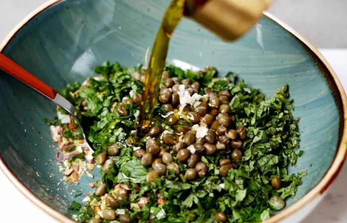 ajouter de l huile d olive dans la salsa de pistaches