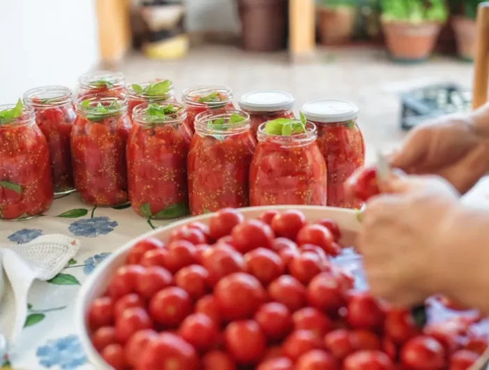 comment prepater les tomates pour les conserver en bovaux