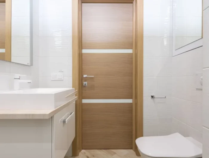 fermer la porte de la salle de bain et de la cuisine pour lutter contre le rpobleme condensation
