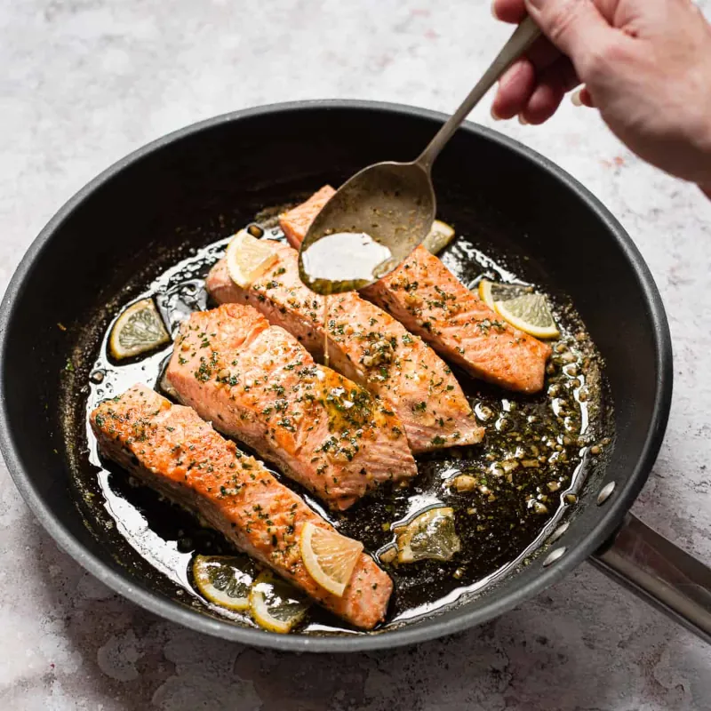 recette de poisson grille a la poele au beurre et a l ail