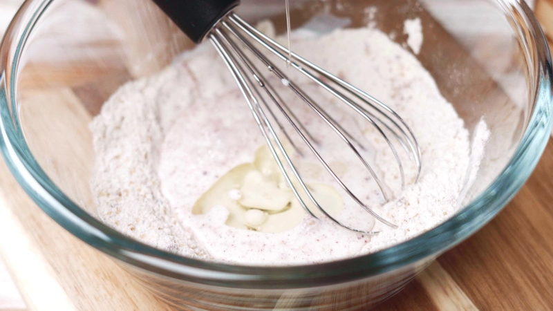 utiliser la farine sans gluten pour un dessert aux mures