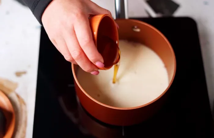 ajouter le sirop d érable exemple recette latte maison aux épices et courge