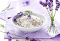 Quel sel utiliser pour absorber l’humidité ? Faites vous-même votre déshumidificateur naturel et bon marché!