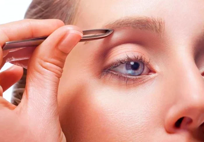 comment se maquiller les yeux apres 50 ans