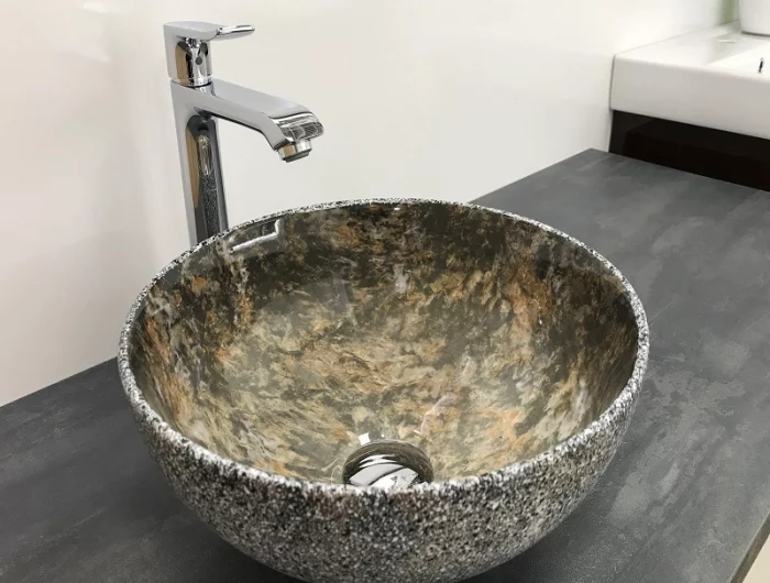 comment nettoyer une vasque en pierre noire