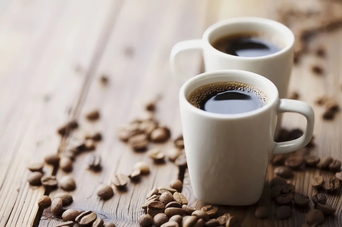 combien de tasses de cafe peut on boire par jour