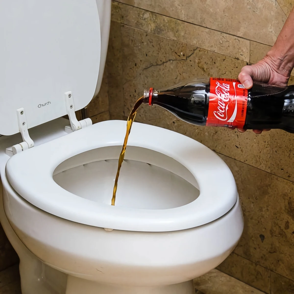 comment blanchir le fond des toilettes boisson sucre coca cola