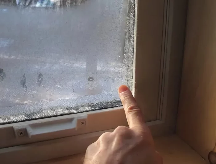 comment enlever la buee dans un double vitrage un doigt sur le double vitrage en condense