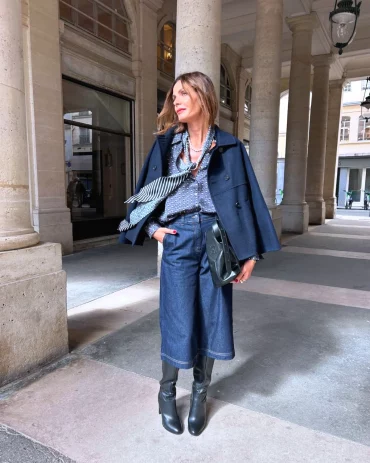 total look jean avec jupe culotte mode femme 50 ans