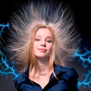 Comment apprivoiser les cheveux électriques en hiver ? Astuces et conseils pratiques !