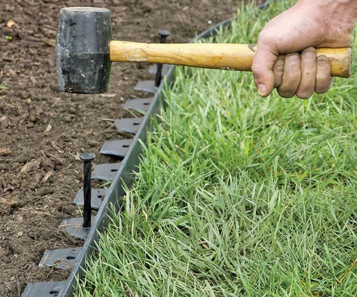 batch comment couper les bordures de pelouse plastique