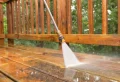 Comment enlever la mousse naturellement sur une terrasse et faire pour qu’elle ne revienne pas ?