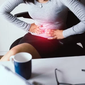 Intestins irritables : 10 solutions pour les calmer ! Voici les remèdes efficaces