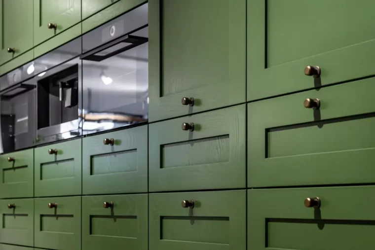couleur vert tendance design interieur armoires de cuisine