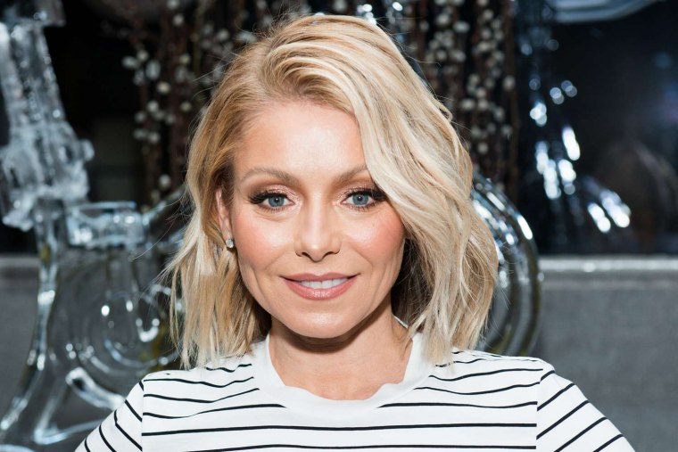 kelly ripa quelle coupe carré femme 50 ans en 2023