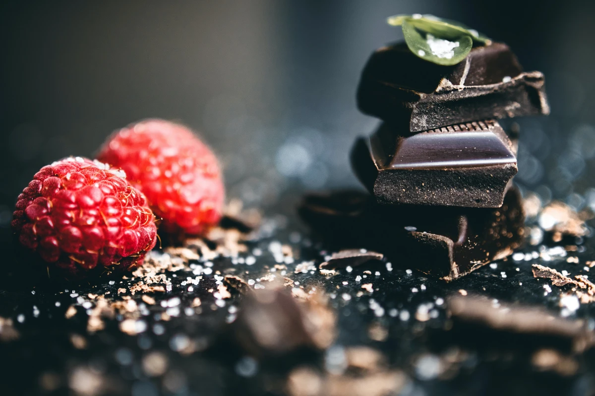 chocolat noir aliment maigrir framboises