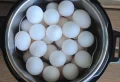 Que faire en entrée légère et simple pour le dimanche de Pâques ? 5 recettes aux œufs à préparer la veille du repas pascal