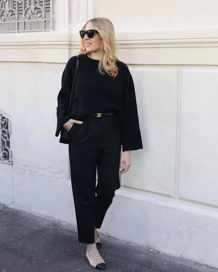 total look noir avec des ballerines bi couleurs