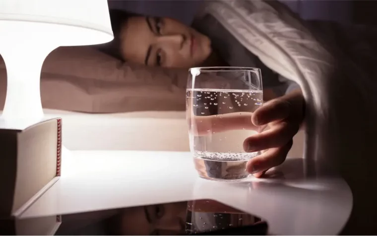 pourquoi boire 2 verres d eau le soir