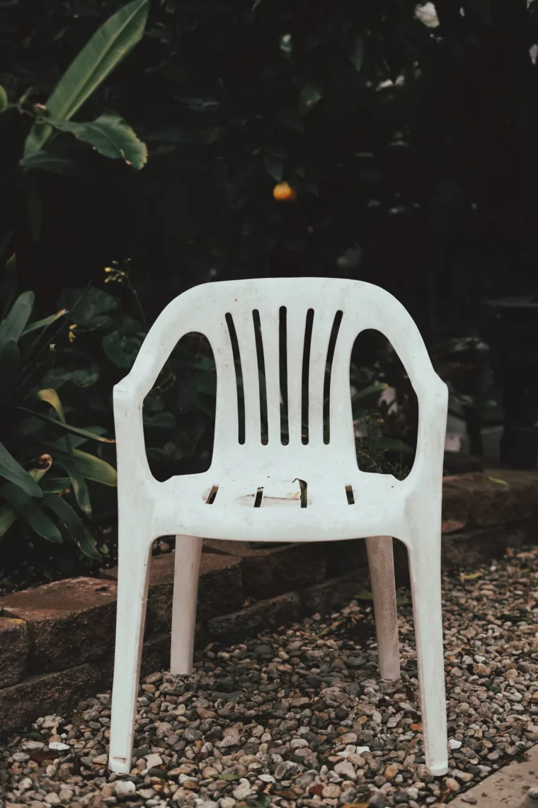 nettoyer chaise plastique étape par étape astuces de grand mere