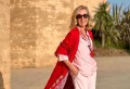 Comment porter le style bohème chic à 60 ans selon Cristina Cordula ! Idées de looks printaniers à adopter d’urgence